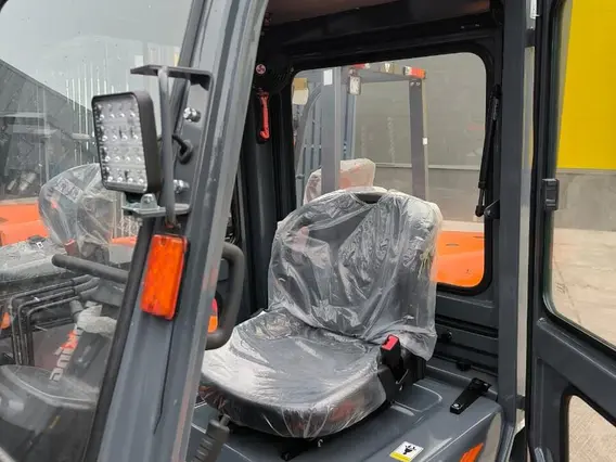 Автопогрузчик вилочный газ-бензиновый LG20GLT LONKING г/п 2,0 т. двигатель Nissan GK21 (Япония) новый фото 19