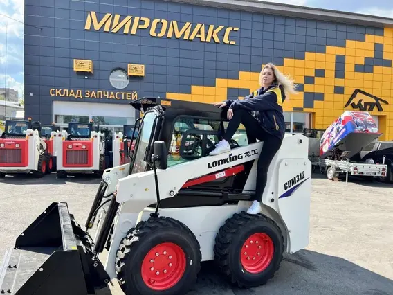 Мини-погрузчик Lonking CDM312 (двигатель KUBOTA-Япония) 2026 года новый фото 5