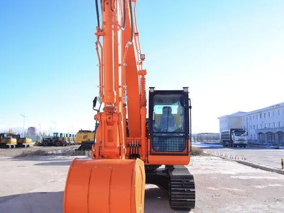 Экскаватор гусеничный LONKING CDM6135 2025 года новый фото 5