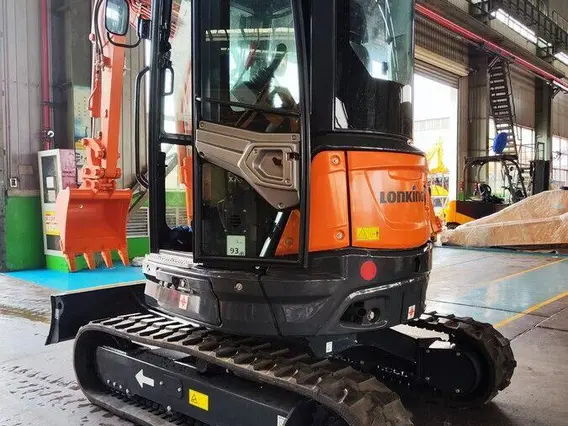 Мини-экскаватор гусеничный LONKING CDM6025 2025 года новый фото 7
