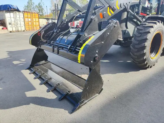 Экскаватор-погрузчик Shanmon 388H-III Carraro 2024 года новый фото 20