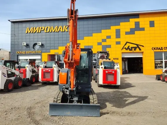 Мини-экскаватор гусеничный LONKING CDM6035 2025 года новый фото 9