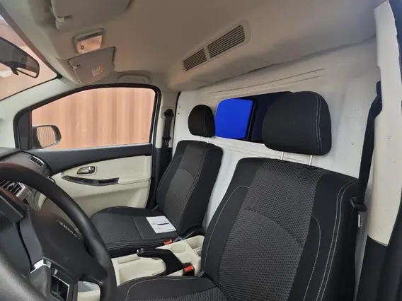 Автофургон Yema EC30 2021 года б/у фото 8