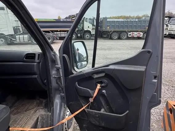 Легковой автомобиль RENAULT MASTER 2021 года б/у фото 12
