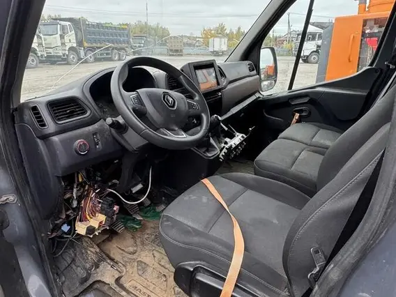 Легковой автомобиль RENAULT MASTER 2021 года б/у фото 13