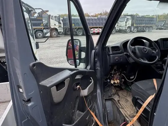 Легковой автомобиль RENAULT MASTER 2021 года б/у фото 10