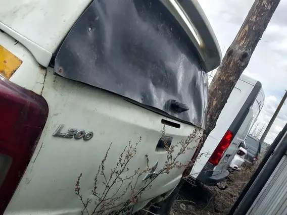 Пикап Mitsubishi L200 2021 года б/у фото 4