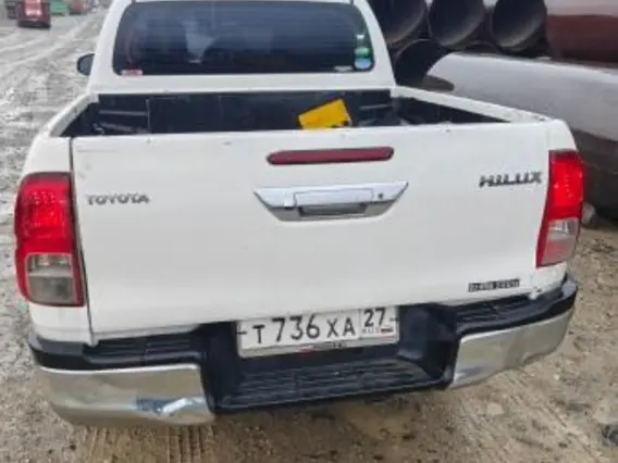 Пикап Toyota HILUX 2018 года б/у фото 4