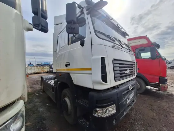 Седельный тягач МАЗ 544028 2023 года б/у фото 3