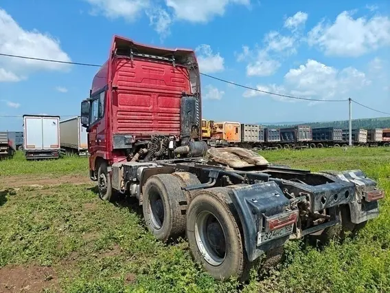 Седельный тягач SHACMAN SX42584V324 2022 года б/у фото 7