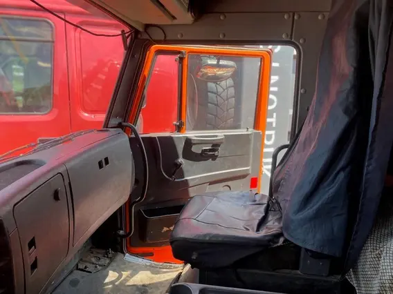 Вакуумная автоцистерна КАМАЗ 6520-53 2018 года б/у фото 2