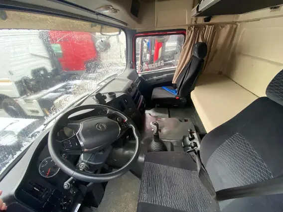 Седельный тягач SHACMAN SX42584W324C 2022 года б/у фото 9