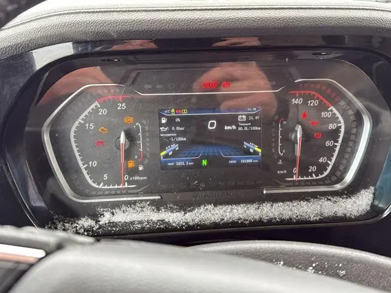 Седельный тягач SHACMAN SX42584V324 2023 года б/у фото 10