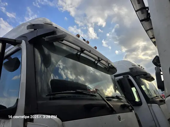 Седельный тягач Mercedes-Benz Actros 2021 года б/у фото 8