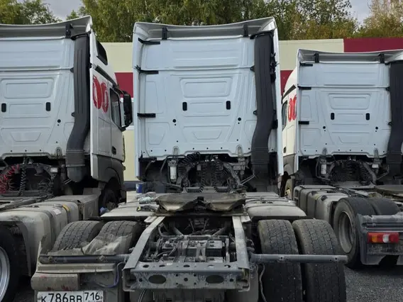 Седельный тягач Mercedes-Benz Actros 2021 года б/у фото 6