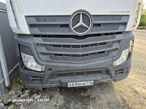Седельный тягач Mercedes-Benz Actros 2021 года б/у фото 8