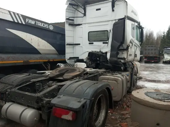 Седельный тягач FAW CA4180P77K25E5 2023 года б/у фото 2