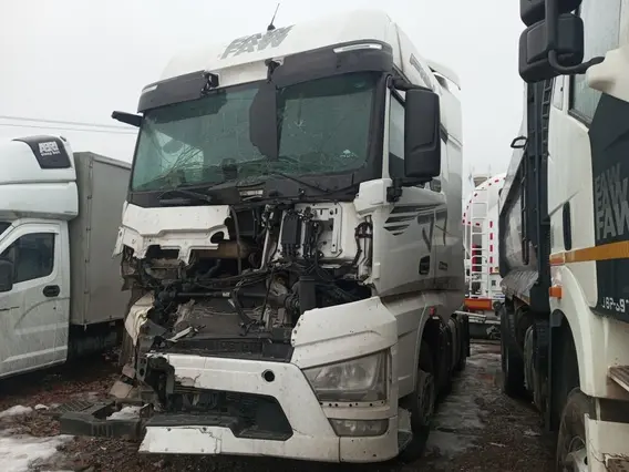 Седельный тягач FAW CA4180P77K25E5 2023 года б/у фото 3
