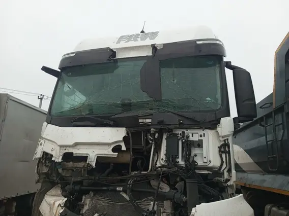 Седельный тягач FAW CA4180P77K25E5 2023 года б/у фото 5