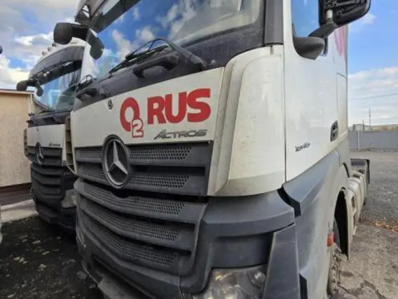 Седельный тягач Mercedes-Benz Actros 2021 года б/у