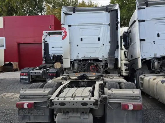 Седельный тягач Mercedes-Benz Actros 2021 года б/у фото 4
