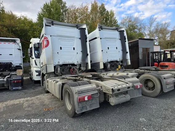 Седельный тягач Mercedes-Benz Actros 2021 года б/у фото 6