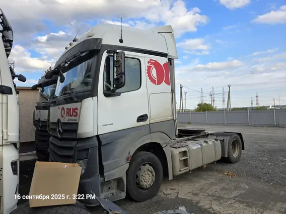 Седельный тягач Mercedes-Benz Actros 2021 года б/у фото 7