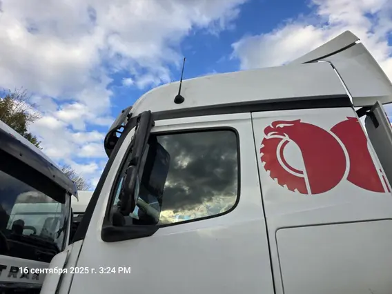 Седельный тягач Mercedes-Benz Actros 2021 года б/у фото 8