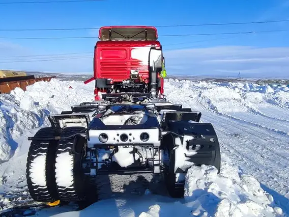 Седельный тягач SHACMAN SX42586V385 2022 года б/у фото 2