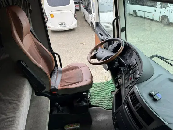 Седельный тягач FOTON AUMAN 2023 года б/у фото 2