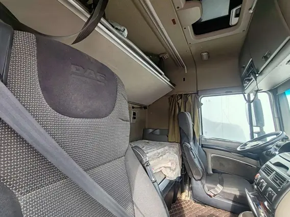 Седельный тягач DAF FT XF 105.460 2017 года б/у фото 14