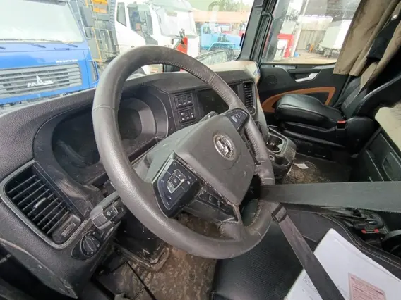 Седельный тягач SHACMAN SX4188YY381 2023 года б/у фото 7