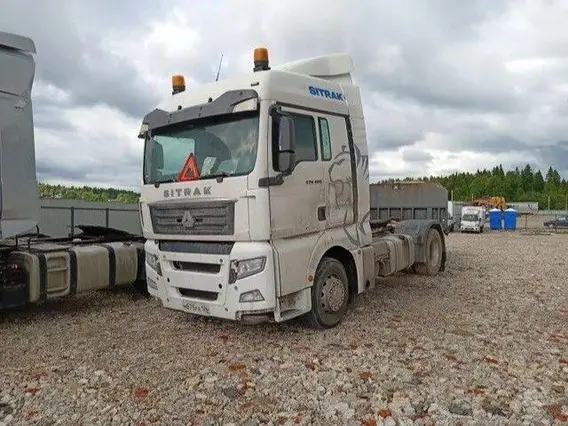 Седельный тягач SITRAK C7H 2022 года б/у