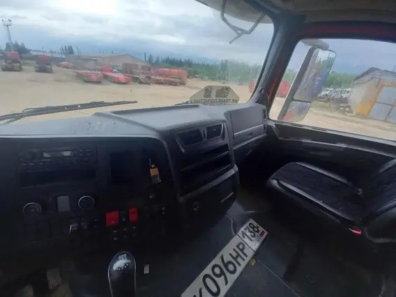 Седельный тягач SHACMAN SX42586V385 2023 года б/у фото 9