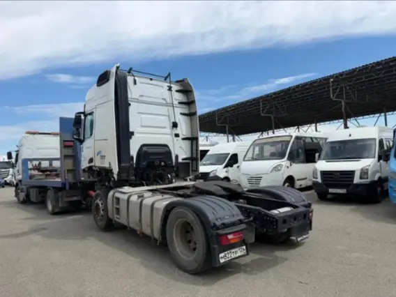 Седельный тягач SHACMAN SX4188YY381 2023 года б/у фото 2