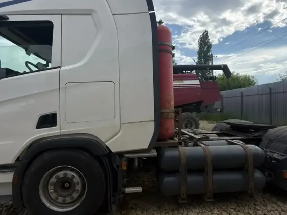 Седельный тягач Scania R4X200 R410 2020 года б/у фото 4