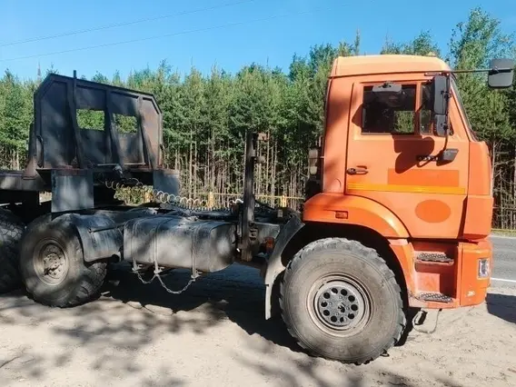 Седельный тягач КАМАЗ 670431 2017 года б/у фото 4