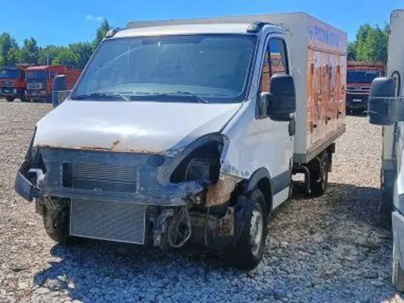 Рефрижератор IVECO Daily 172207 2013 года б/у
