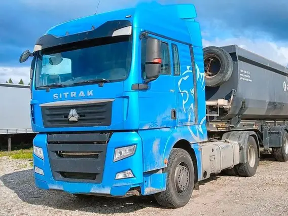 Тягач SITRAK C7H 2022 года б/у