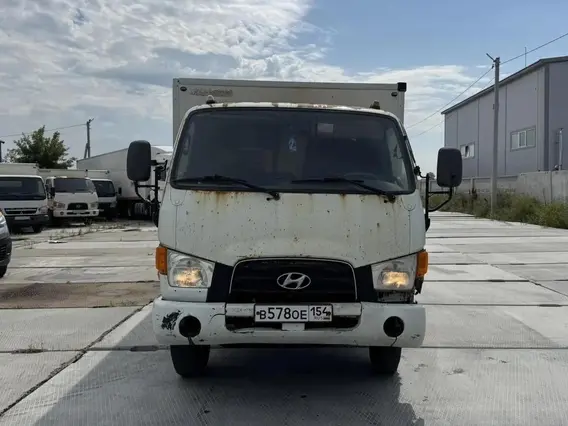 Рефрижератор Hyundai Kuzbas HD78 2012 года б/у