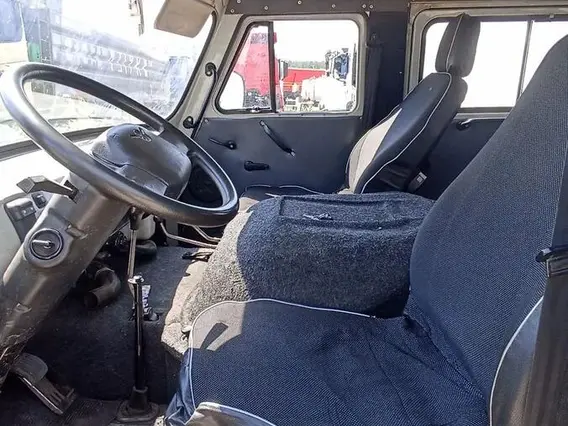 УАЗ 390945 2023 года б/у фото 10