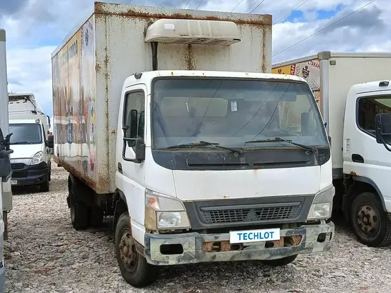 Рефрижератор FUSO 5792-0000010-13 2013 года б/у фото 5