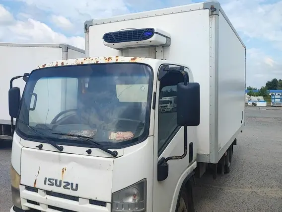 Рефрижератор Isuzu NMR 5759M2 2017 года б/у