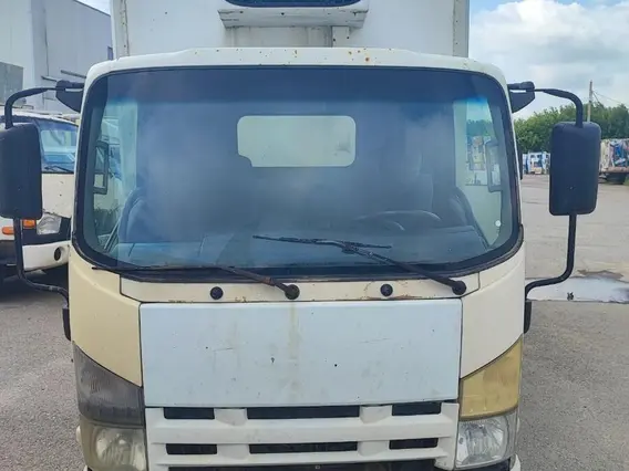 Рефрижератор Isuzu NMR 5759M2 2017 года б/у