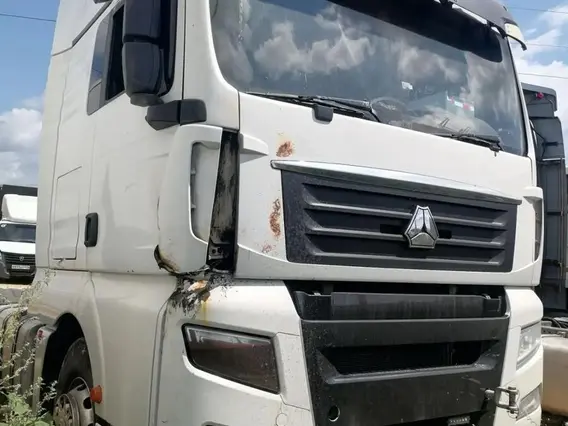 Тягач SITRAK C7H 2022 года б/у