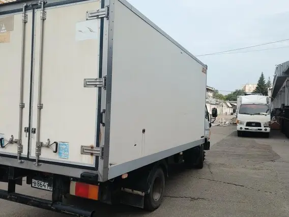 Рефрижератор Hyundai HD-78 37244Р 2011 года б/у фото 2