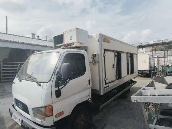 Рефрижератор HYUNDAI HD-78 37244P 2011 года б/у