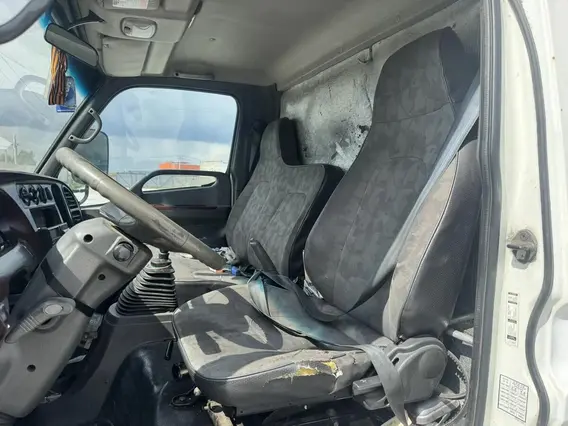 Рефрижератор HYUNDAI MIGHTY 2013 года б/у фото 9