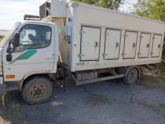 Рефрижератор Hyundai HD-78 37244P 2011 года б/у
