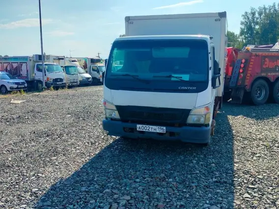 Фургон-рефрижератор Mitsubishi Fuso Canter FE85DG 2013 года б/у фото 3